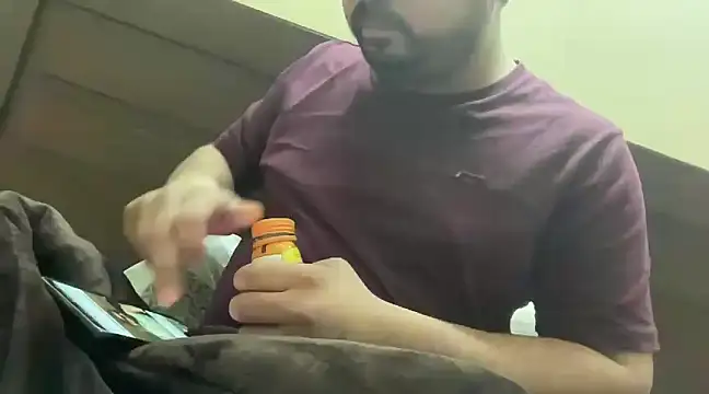 coolboy6566 online show from 12/21/24, 06:02