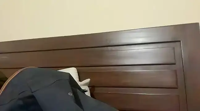 coolboy6566 online show from 12/22/24, 12:07