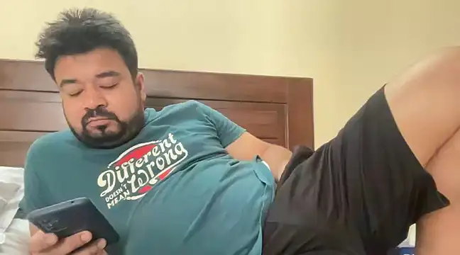 coolboy6566 online show from 03/21/25, 07:11