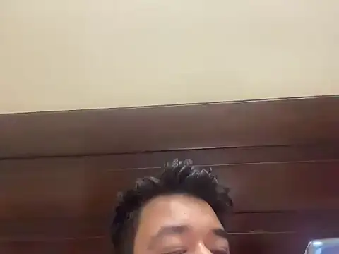 coolboy6566 online show from 10/29/25, 06:37