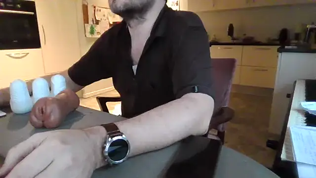 Snapshot of jensen38 chatting on 02/08/25, 08:20 jensen38 online show from 02/08/25, 08:20