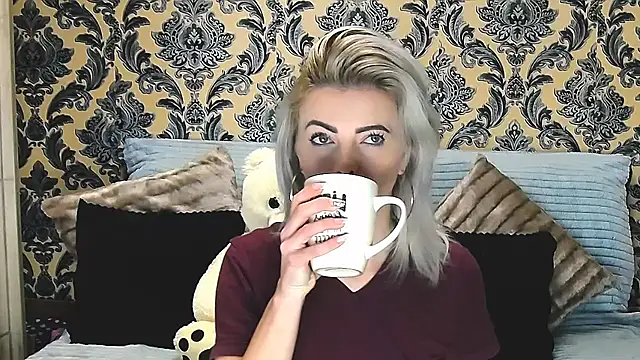 Aly girl1 online show from 02/23/25, 11:33