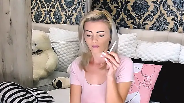 Aly girl1 online show from 10/02/25, 09:38