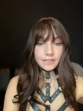 Snapshot of Sofia_Poly chatting on 02/27/25, 07:37 Sofia Poly online show from 02/27/25, 07:37