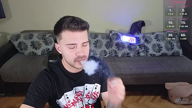 Snapshot of JohnnyStepBro chatting on 12/11/24, 05:26 JohnnyStepBro online show from 12/11/24, 05:26