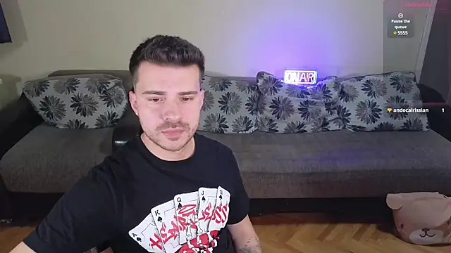 Snapshot of JohnnyStepBro chatting on 12/11/24, 08:28 JohnnyStepBro online show from 12/11/24, 08:28