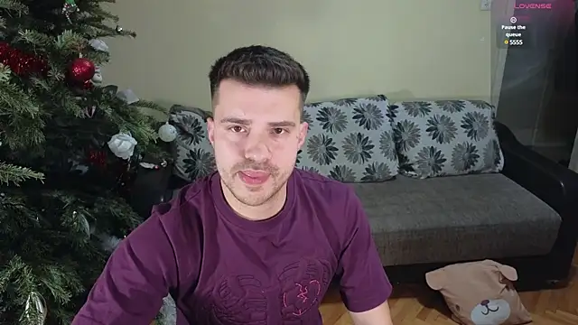 Snapshot of JohnnyStepBro chatting on 01/09/25, 06:47 JohnnyStepBro online show from 01/09/25, 06:47