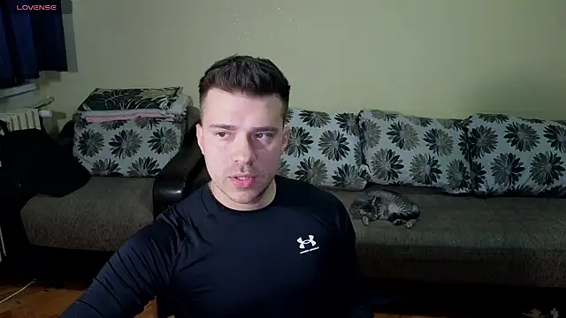 Snapshot of JohnnyStepBro chatting on 09/26/25, 03:38 JohnnyStepBro online show from 09/26/25, 03:38