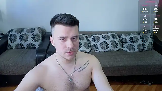 Snapshot of JohnnyStepBro chatting on 04/07/26, 02:28 JohnnyStepBro online show from 04/07/26, 02:28