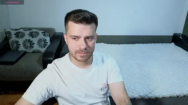 JohnnyStepBro online show from 07/12/26, 07:27