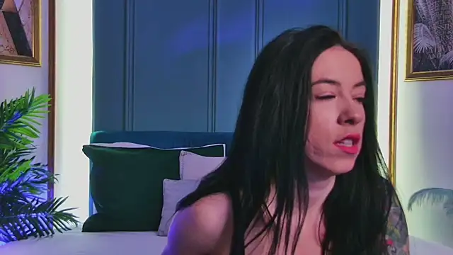 MadilynFox online show from 02/04/26, 08:14