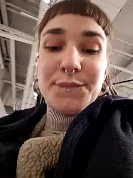 FoxRineHelen online show from 01/04/25, 11:22