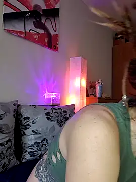 FoxRineHelen online show from 03/05/25, 02:12