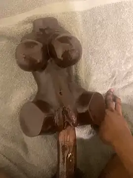 Snapshot of zeekBbc chatting on 02/12/25, 09:10 zeekBbc online show from 02/12/25, 09:10