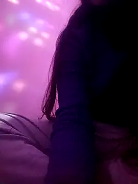 Hotty-queen online show from 11/17/25, 12:22