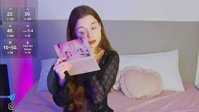 Lisa Moones online show from 02/06/25, 06:24