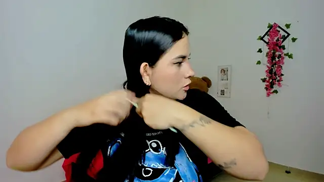 Emic  online show from 03/11/25, 04:18