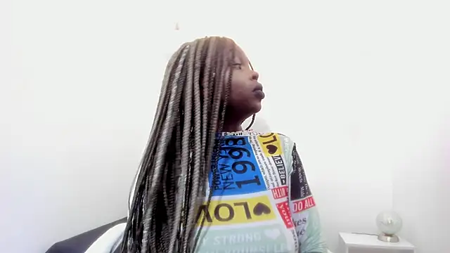  Zooee online show from 12/07/24, 11:40