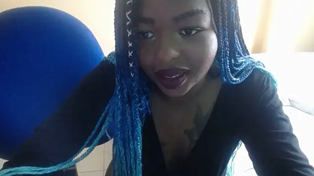  Zooee online show from 02/05/25, 01:44