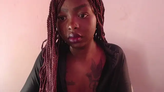 Snapshot of _Zooee chatting on 04/07/26, 03:01 Zooee online show from 04/07/26, 03:01