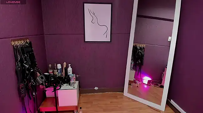 Snapshot of julietta_escobar chatting on 02/03/25, 06:49 julietta escobar online show from 02/03/25, 06:49