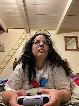 babyluna939 online show from 10/10/25, 05:39