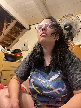 babyluna939 online show from 10/10/25, 06:51