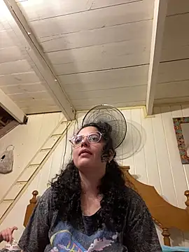 babyluna939 online show from 10/17/25, 12:36