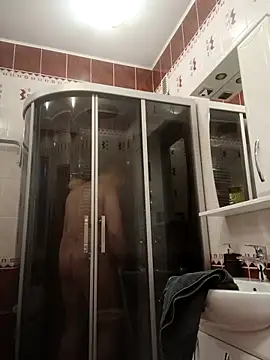 Snapshot of X46x chatting on 09/11/25, 02:17 X46x online show from 09/11/25, 02:17