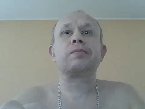 Snapshot of X46x chatting on 09/13/25, 04:56 X46x online show from 09/13/25, 04:56