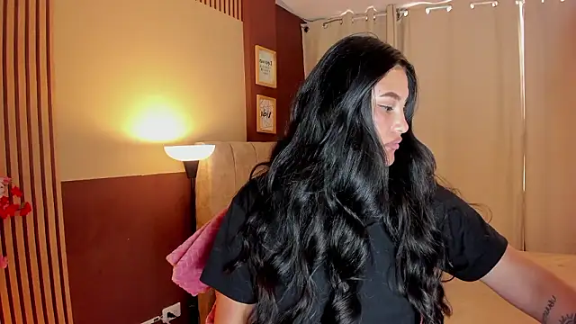 Little Ivy online show from 03/17/26, 07:17