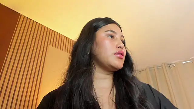 Little Ivy online show from 04/17/26, 07:50