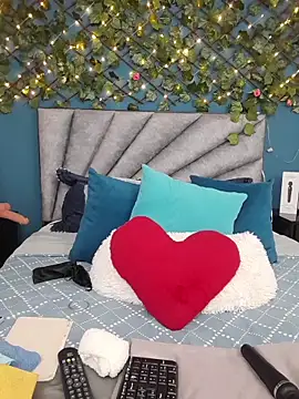 Grey Lorenz11 online show from 03/10/26, 09:14