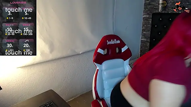 Bruja  Scarlata online show from 02/11/25, 10:59