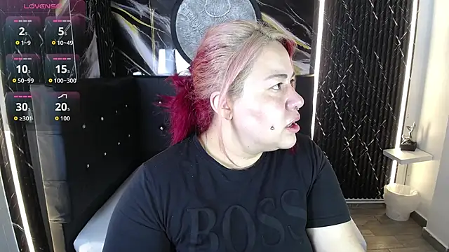 Bruja  Scarlata online show from 10/04/25, 10:13