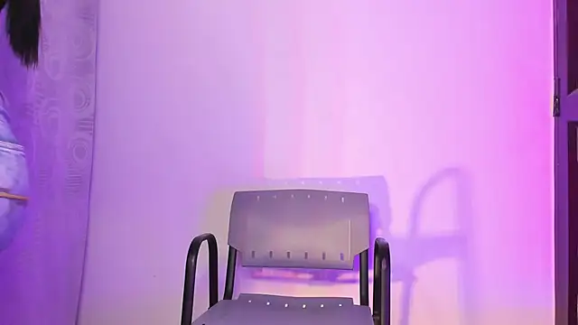 Snapshot of Monica_lopez chatting on 01/04/25, 07:34 Monica lopez online show from 01/04/25, 07:34