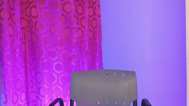 Snapshot of Monica_lopez chatting on 03/03/25, 08:00 Monica lopez online show from 03/03/25, 08:00