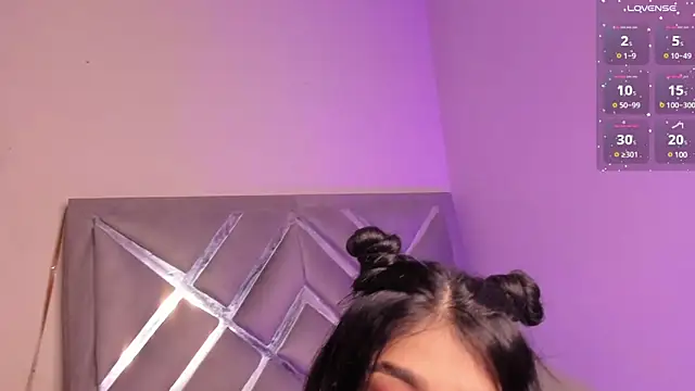 Snapshot of Monica_lopez chatting on 03/17/25, 09:45 Monica lopez online show from 03/17/25, 09:45