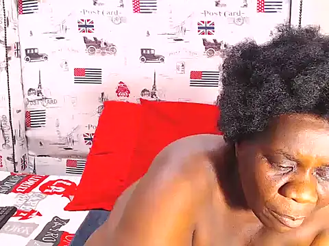 Honeybumsx32 online show from 09/10/25, 07:19