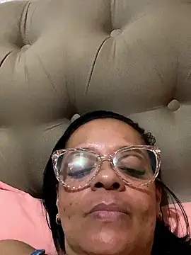 Snapshot of lomagata chatting on 06/19/26, 01:54 lomagata online show from 06/19/26, 01:54