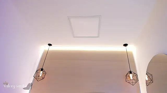 valerysantos  online show from 12/01/25, 01:05