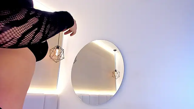 Snapshot of valerysantos_ chatting on 03/26/26, 12:22 valerysantos online show from 03/26/26, 12:22