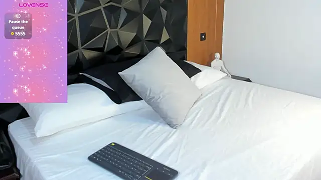 Wendy Marchall online show from 03/08/25, 11:28