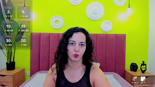 Linda Insatiable online show from 04/09/26, 01:38