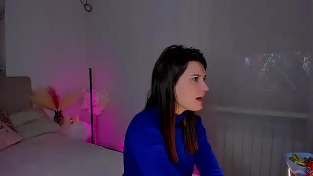 Laura Leee online show from 02/02/25, 09:30