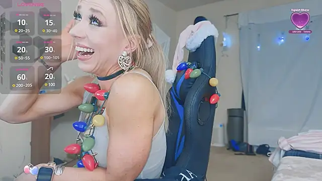 VeronicaRonnieTaylor online show from 12/24/24, 08:11