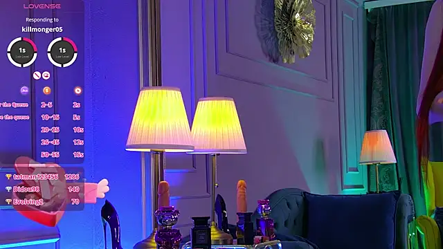 Snapshot of SerenaReese chatting on 02/25/25, 11:44 SerenaReese online show from 02/25/25, 11:44