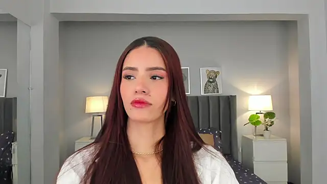 Madie  collins online show from 01/30/25, 11:33