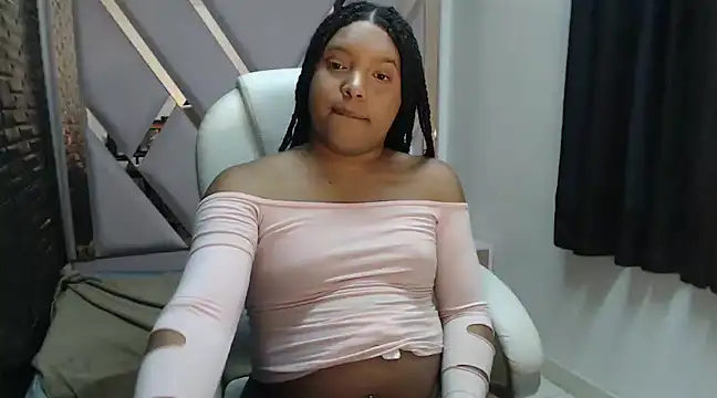 ShanayaKops online show from 02/12/25, 04:11