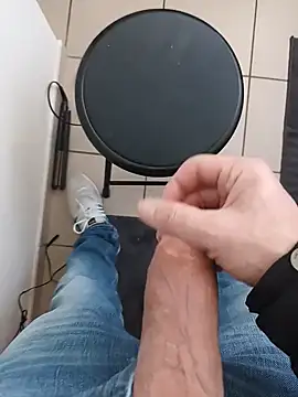 casper0303 online show from 02/03/25, 01:08